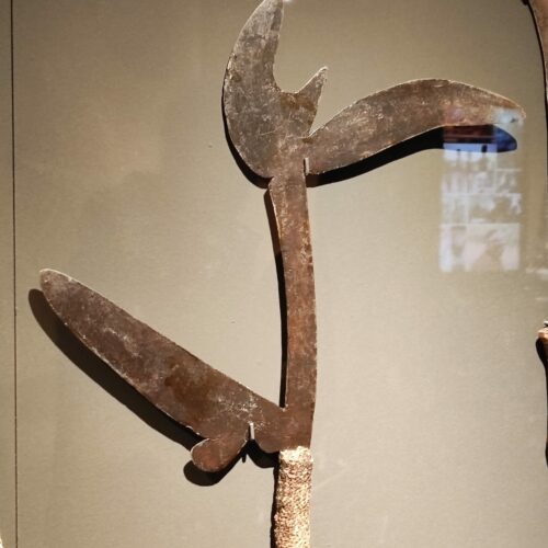 Museo Africano - Coltello potere 2025.02 (1)